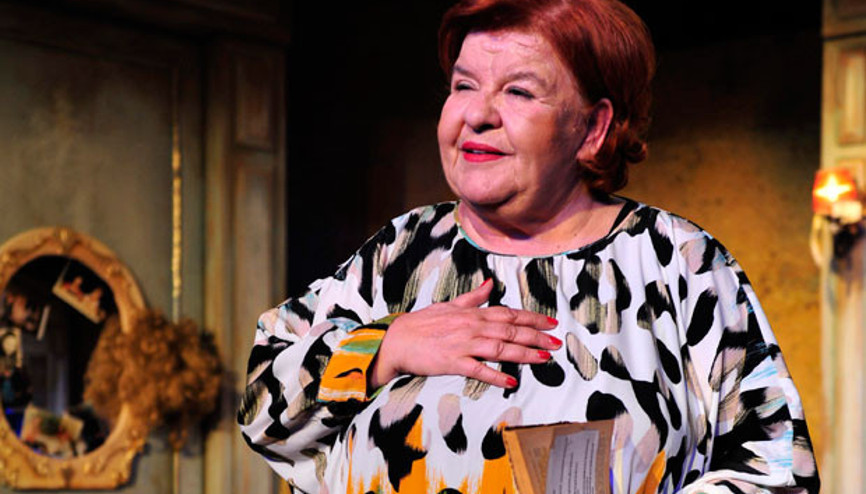 Defne Yalnızdan 5 günde 6 sahne