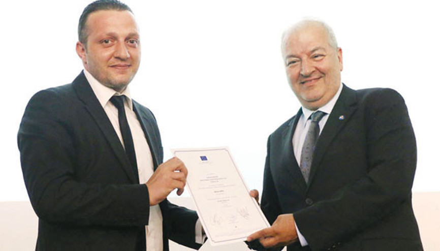 Araştırmacı gazetecilik ödülü Arda Akının