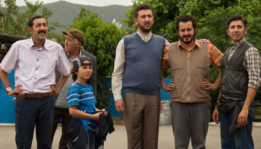 Yeşil Deniz dizisi 75. bölüm sezon finalinde şok Yeşil Deniz dizisi 75. bölüm sezon finalinde şok