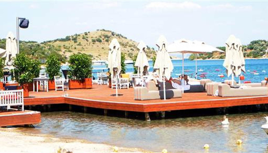 Haziran geldi, sosyete gelmedi