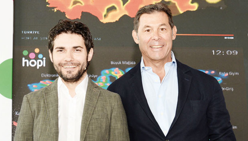 Hopinin gözü dışarıda