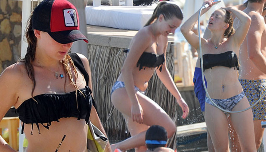 Gizem Karaca tatil sezonunu açtı