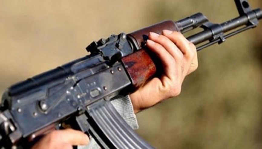 Çatakta askerlere taciz ateşi