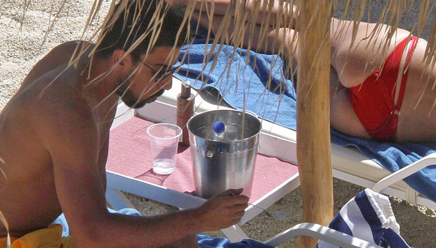 ADRIANA LIMA, LEWANDOWSKI VE KHEDIRA BİRLİKTE TATİLDE