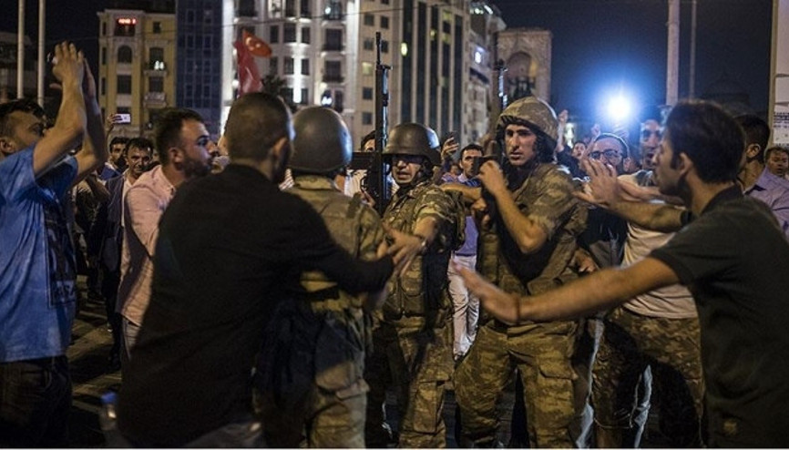 Kışladan, polise telefon: Emniyet Müdürünü görevden aldık