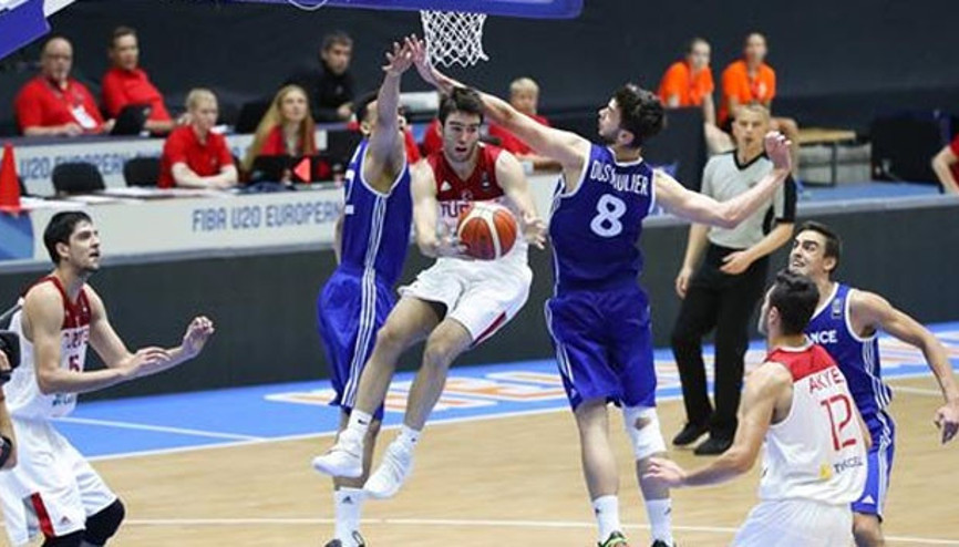 Ümit Millilerden muhteşem zafer