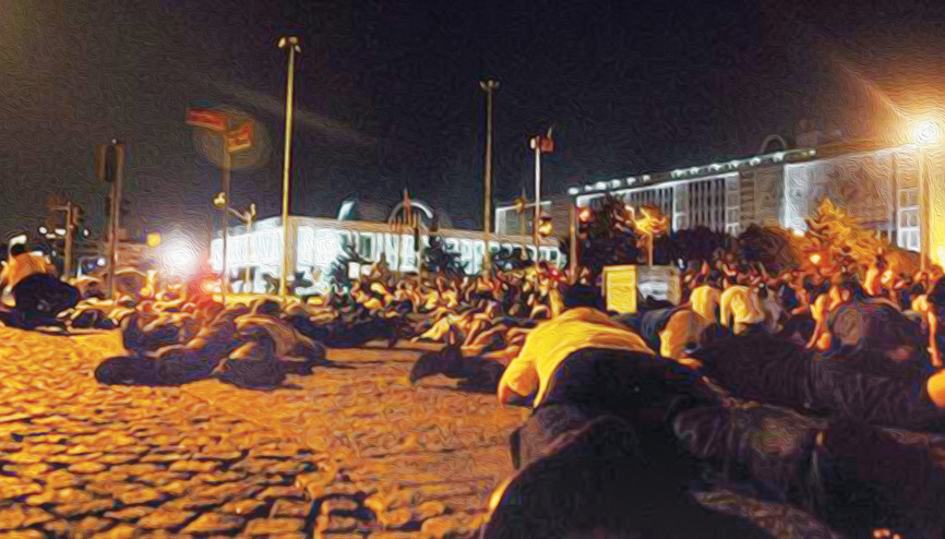 Asker ve polis arasında çözüm arayan bilim insanı Asker ve polis arasında çözüm arayan bilim insanı