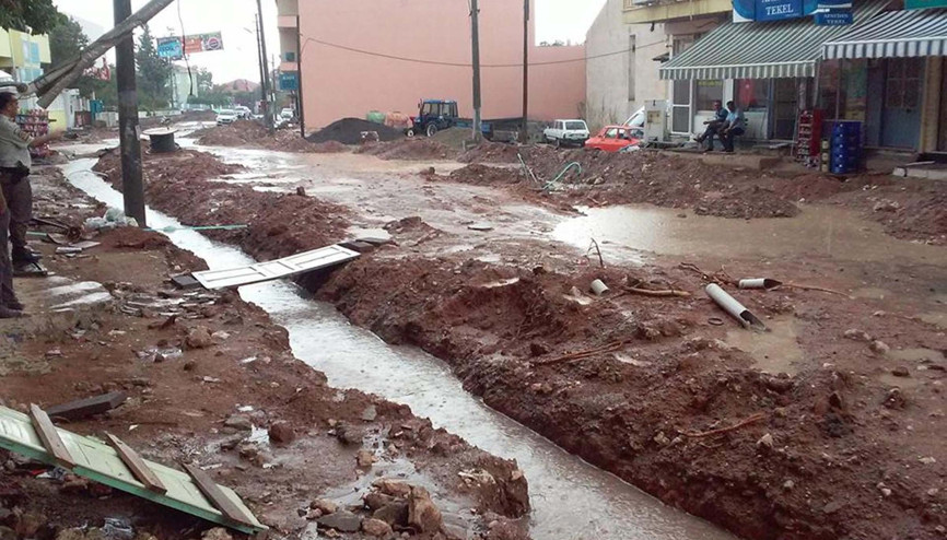 Ulubeyde yağmur hayatı etkiledi