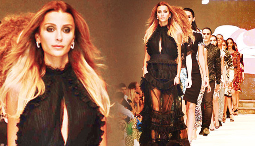 Cavalli’nin baş mankeni Özge Ulusoy