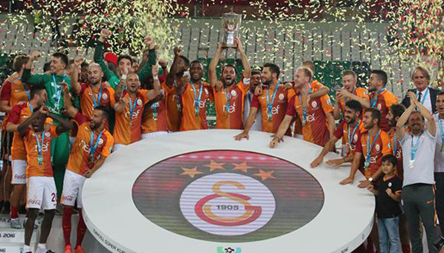 Beşiktaş 1-4 Galatasaray (Süper Kupa Galatasarayın) Beşiktaş 1-4 Galatasaray (Süper Kupa Galatasarayın)