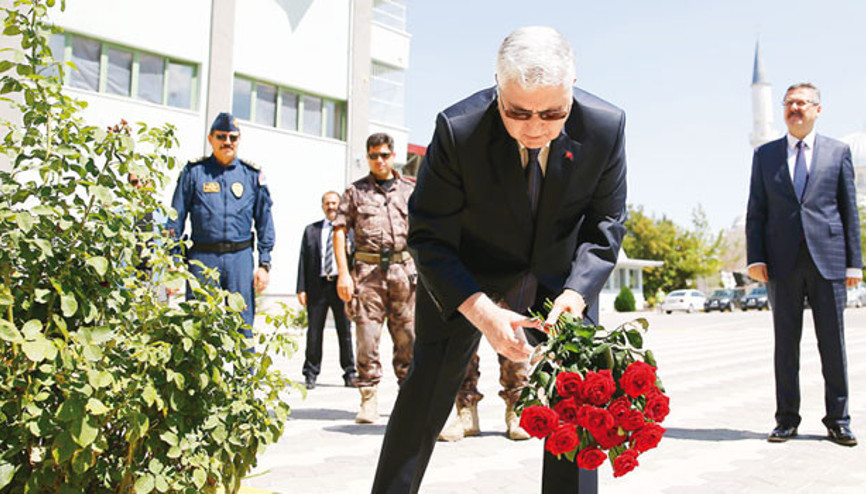Özel harekâta Özel ziyaret