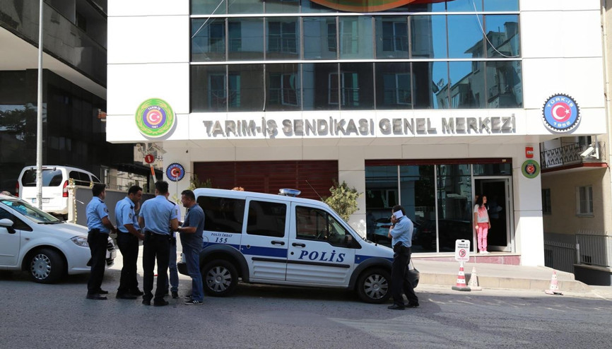 Sendika merkezine silahlı baskın