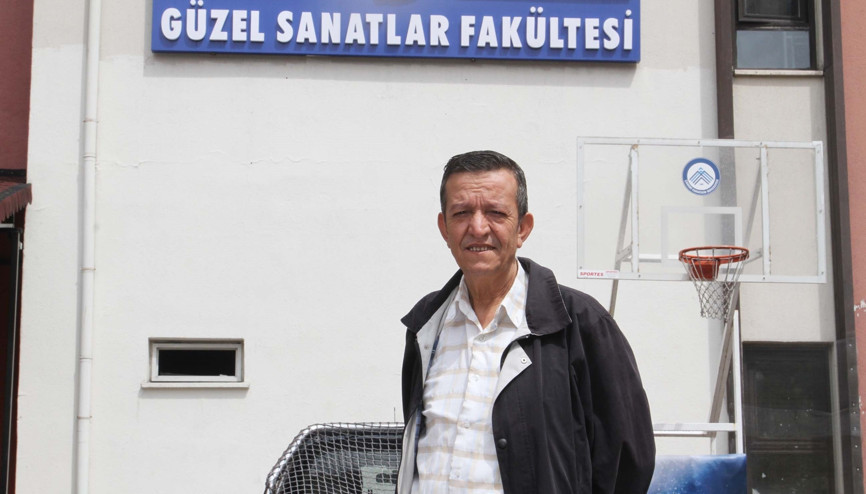 Üniversite hayalini 37 yıl sonra gerçekleştirdi Üniversite hayalini 37 yıl sonra gerçekleştirdi