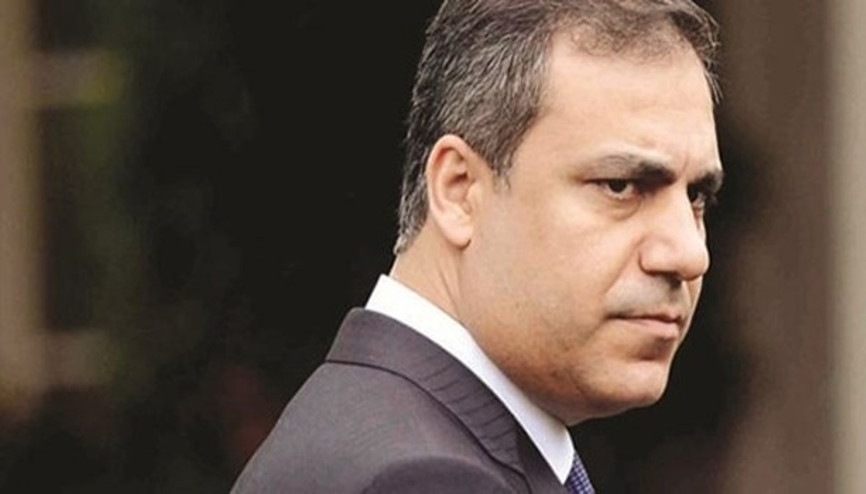 Gözler şimdi ona çevrildi