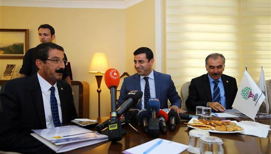 Selahattin Demirtaş sendika başkanlarıyla görüştü