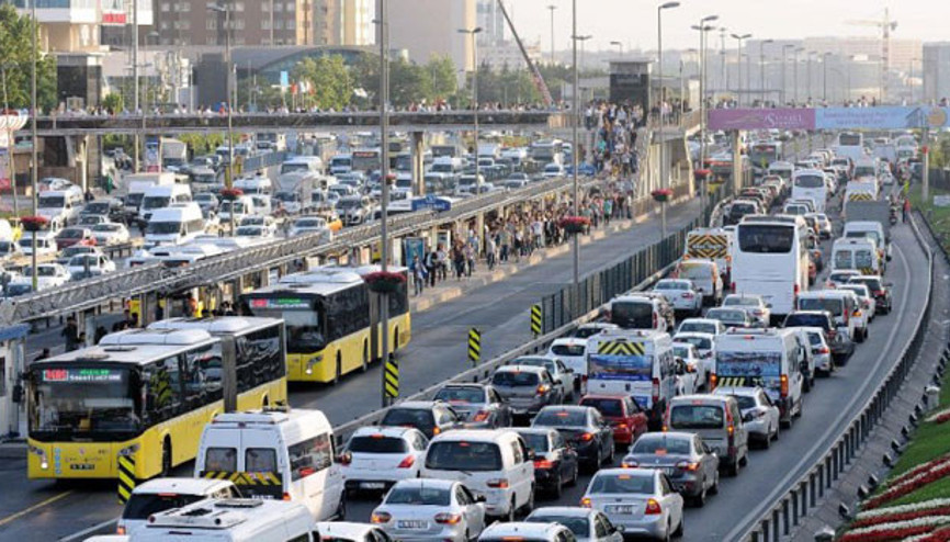 Pazartesi toplu ulaşım bedava