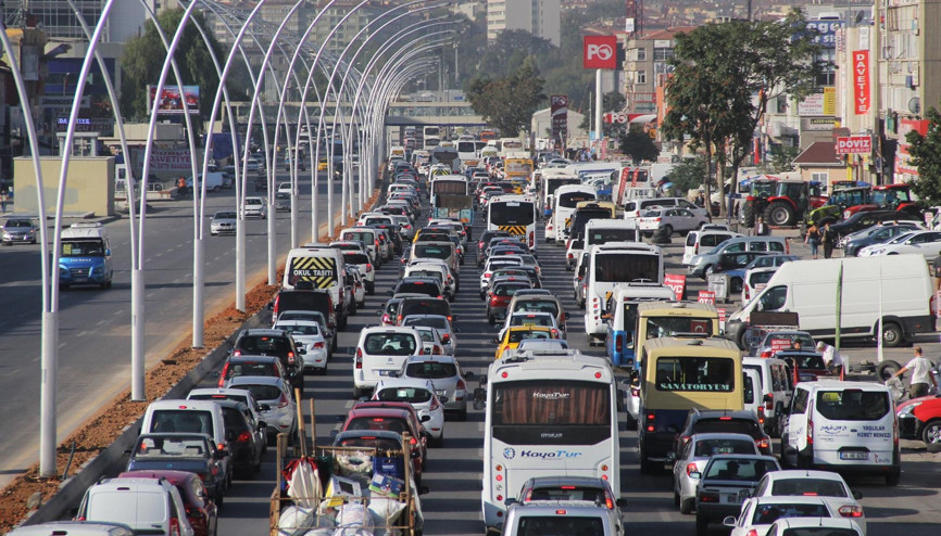 Hazine’den, trafik sigortasında şirketlere son şans verildi Hazine’den, trafik sigortasında şirketlere son şans verildi