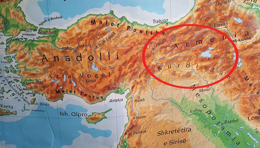 Prizren’de okullara dağıtılan ’Türkiye haritası’ büyük tepki çekti