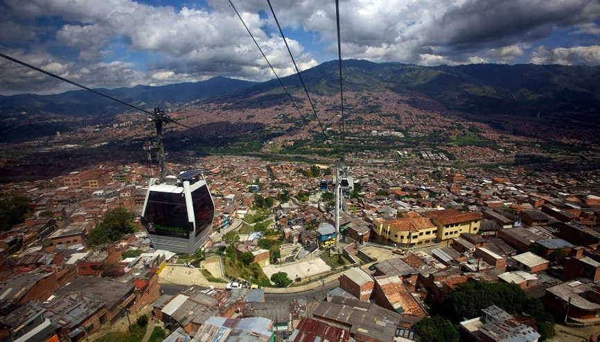Pablo Escobarın sakin ve huzurlu şehri: Medellin