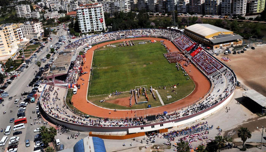 Tarihi stadyum ranta kurban gitmesin