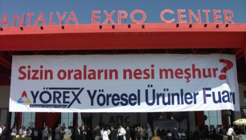 Turşuyla, soğanla yöresel ürünler fuarındayız