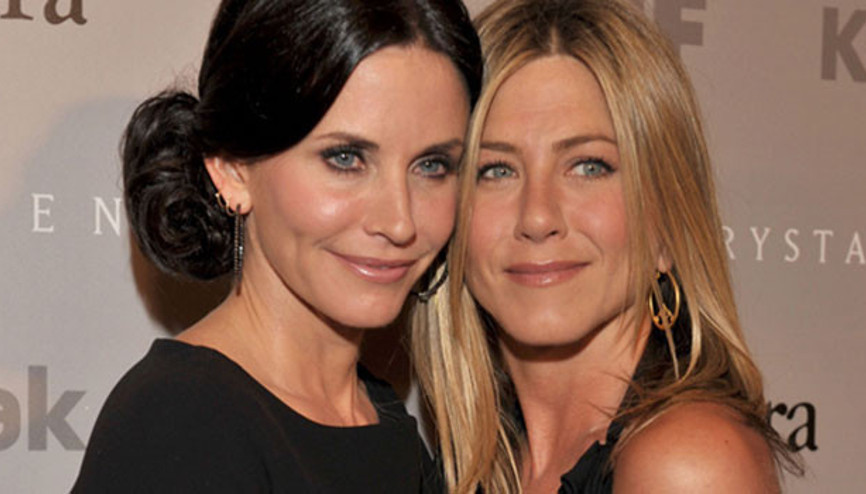 Courteney Cox Brangelina ayrılığından sonra Jennifer Anistonı savundu