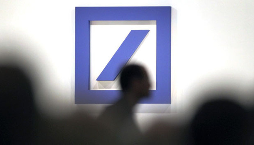 Alman hükümeti Deutsche Bank’a mesafeli