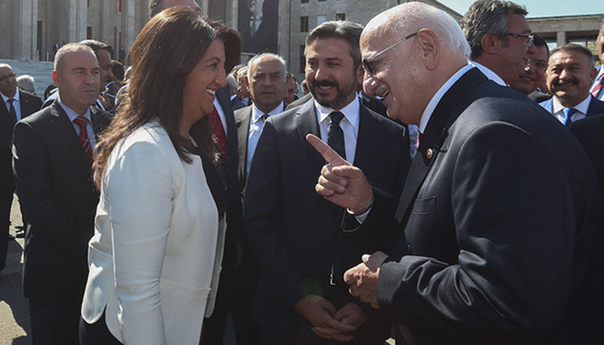 Kahraman ve Buldan arasında ilginç hac diyaloğu