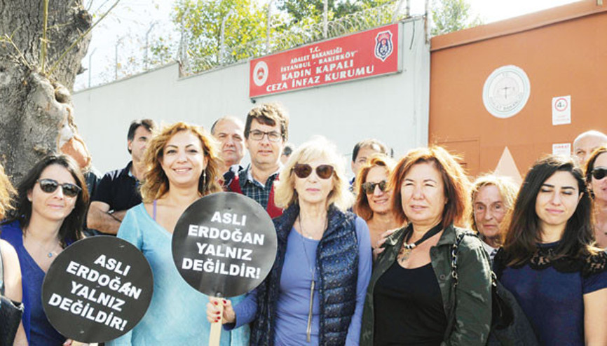 Yazarına ceza veren babamız var