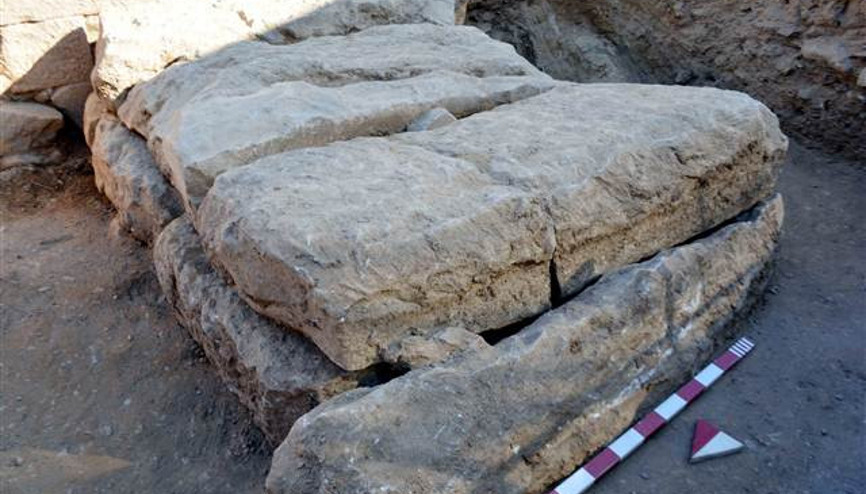 Milasta 2 bin 400 yıllık mezar