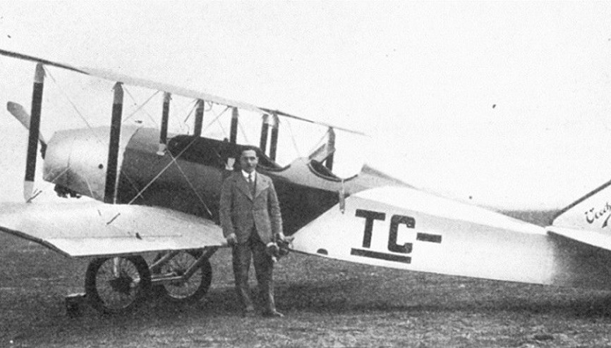 Göklerdeki istikbalin peşinde