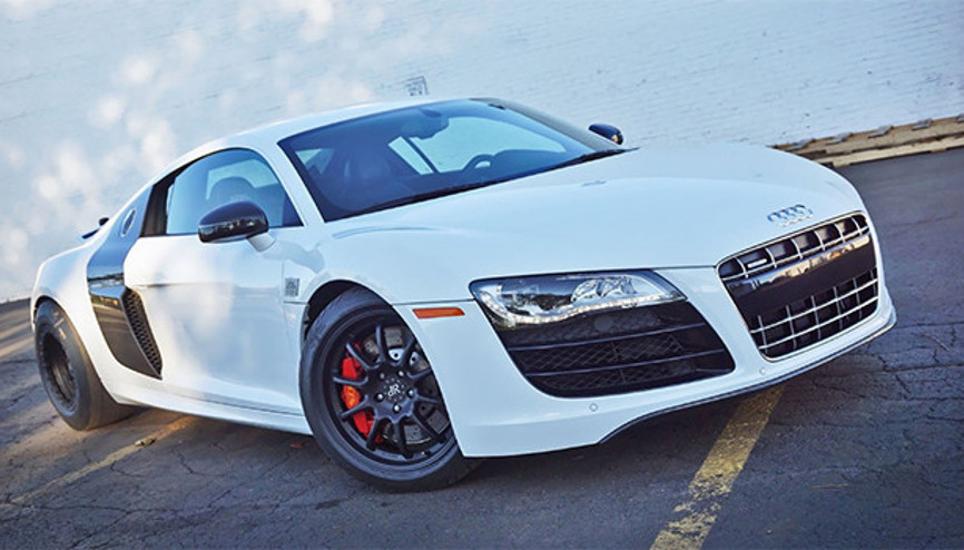 Audi R8 100 km hıza iki saniyede ulaşıyor