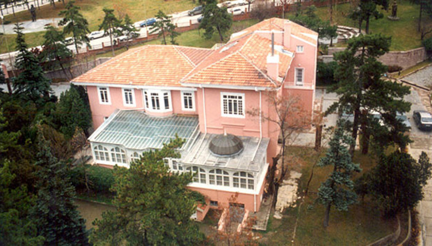 Pembe Köşk’ün kapıları açılıyor