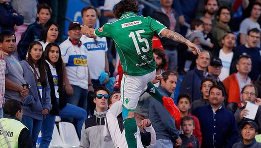 Cantonaya özenen Sebastian Pol taraftara tekme attı