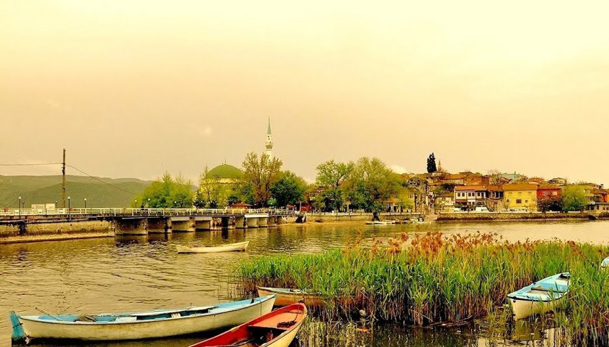 Güzellik perisi: Gölyazı