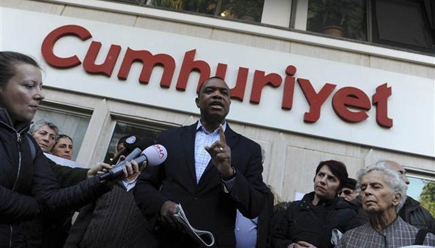 Uluslararası Basın Enstitüsünden Cumhuriyete ziyaret