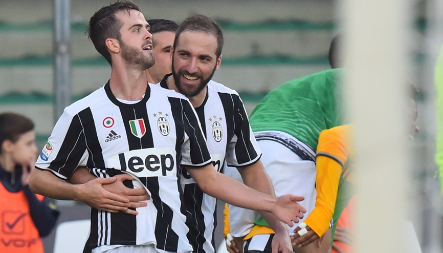 Juventus, Chievo deplasmanını zor geçti