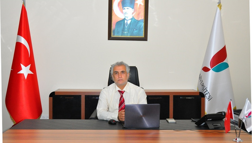 Yalova Üniversitesi’ne yeni vekil rektör Yalova Üniversitesi’ne yeni vekil rektör
