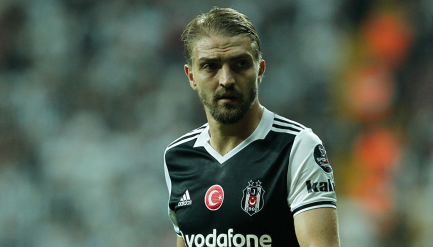 Caner Erkinin yerine geliyor