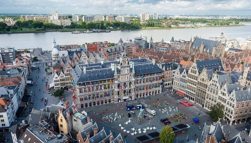 Antigoon canavarının ruhunu taşıyan şehir: Antwerpen