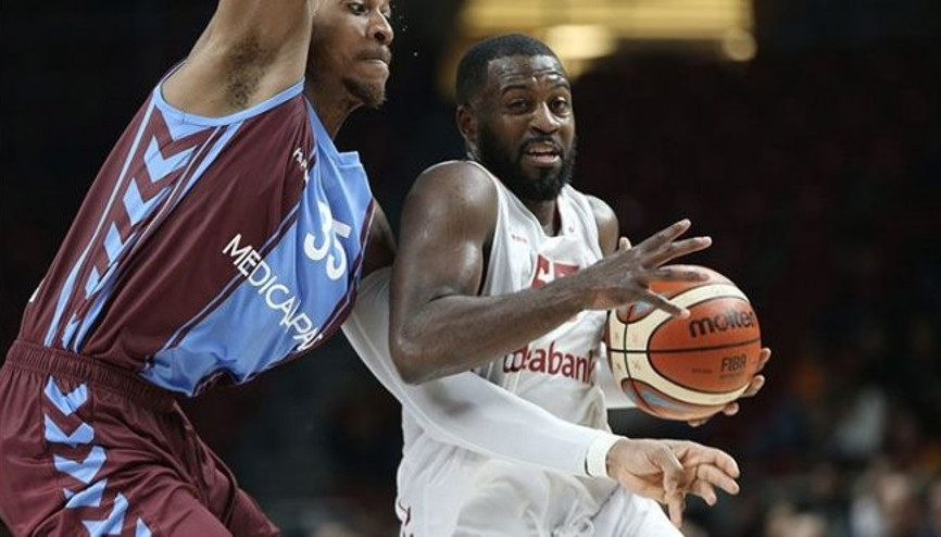 Galatasarayda Justin Dentmon affedildi