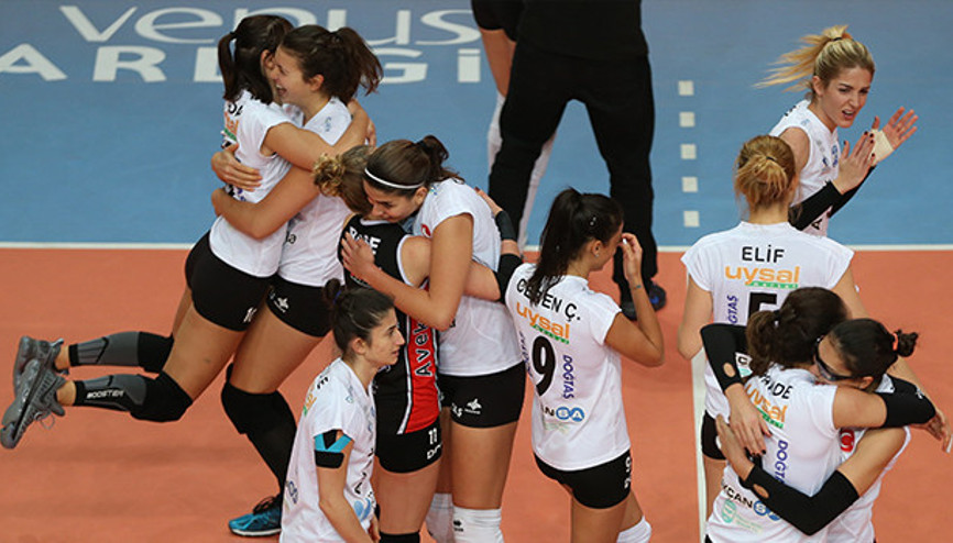 Bursa Büyükşehir Belediyespor: 2 - Çanakkale Belediyespor: 3