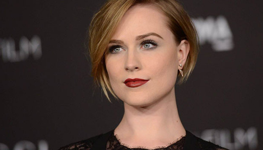 Evan Rachel Wood tecavüz açıklamasından sonra sosyal medyayı bıraktı