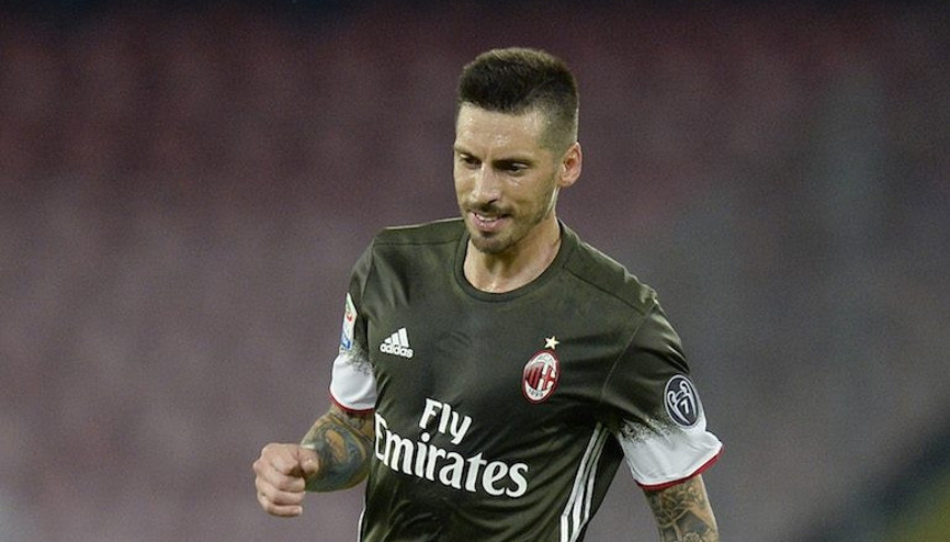 Milan taraftarından Sosa patlaması: Defolup git artık...