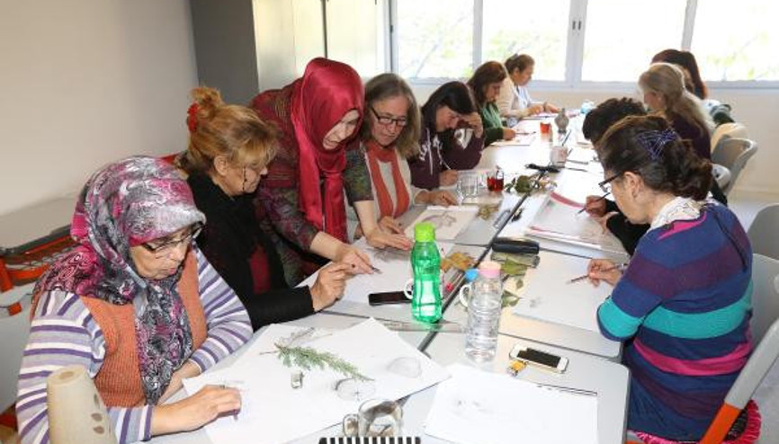 Selçuklu kadınlara geniş kurs programı