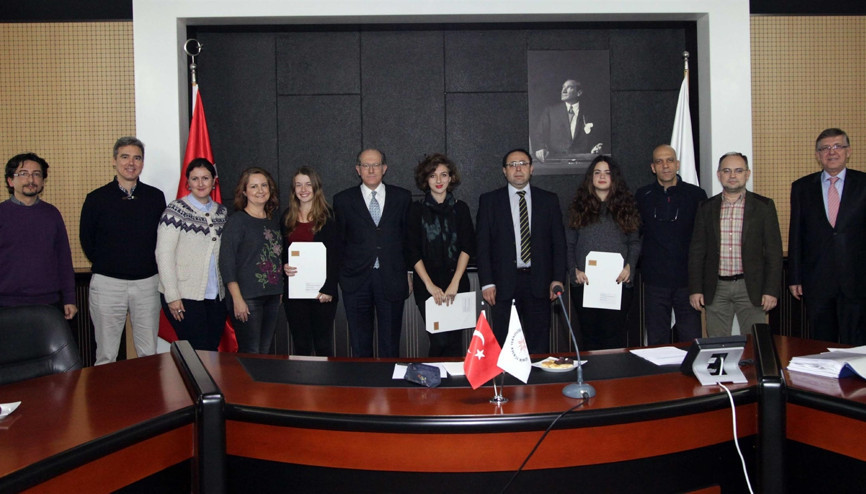 YÖK’ten fakülte birincilerine kutlama belgesi