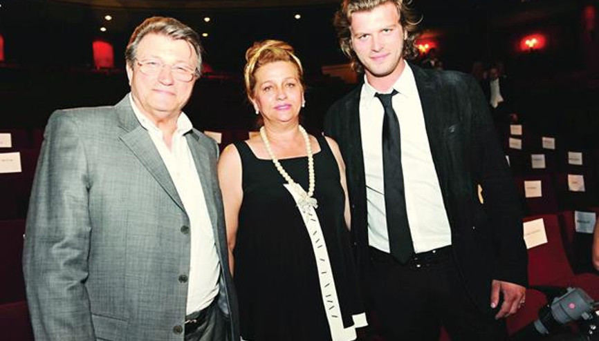 Ünlülerin aile albümleri