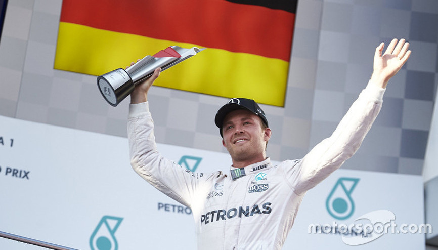 Mercedes kararını 2017ye kadar bekletecek