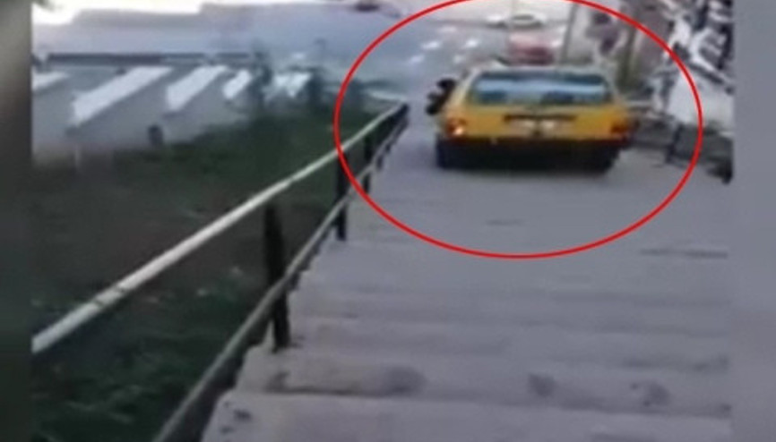 Rizeli sürücü otomobiliyle merdivenlerden indi Rizeli sürücü otomobiliyle merdivenlerden indi