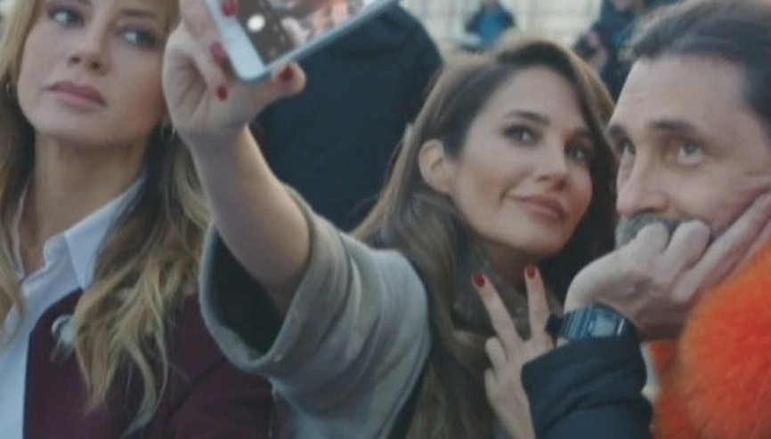 Efsaneler arasına girecek Mannequin Challenge Yakında